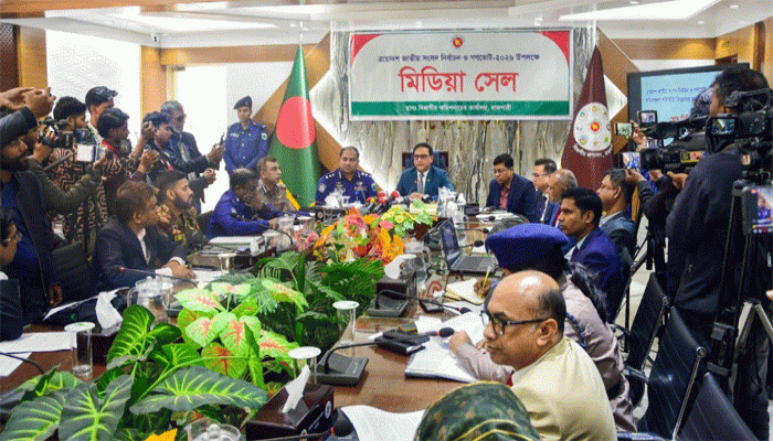 নির্বাচনে আমাদের কোনো পক্ষপাতিত্ব নাই, কারো প্রতি অনুরাগ বা বিরাগ নাই: বিভাগীয় কমিশনার