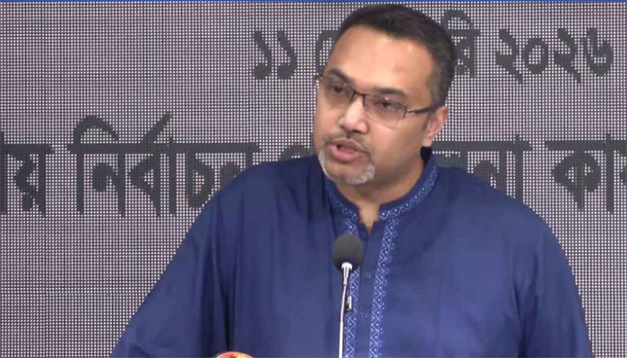 সৈয়দপুর বিমাবন্দরের ঘটনাকে বিচ্ছিন্ন বলার সুযোগ নেই: মাহদী আমিন