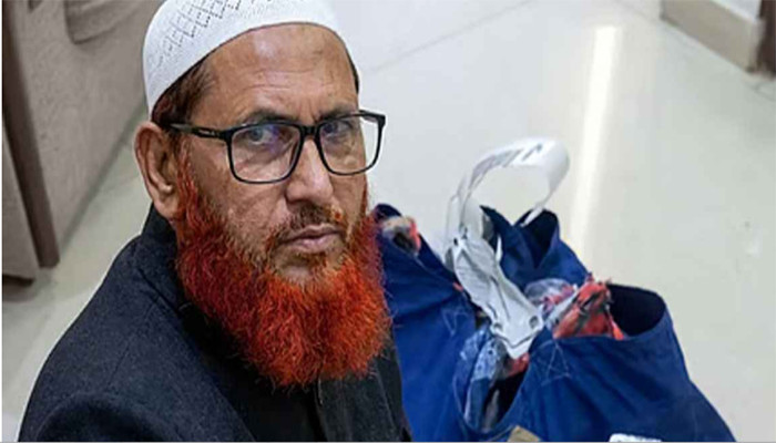 বিমানবন্দরে আটক জামায়াত নেতার কাছে ৭৪ লাখ টাকা ছিল: পুলিশ