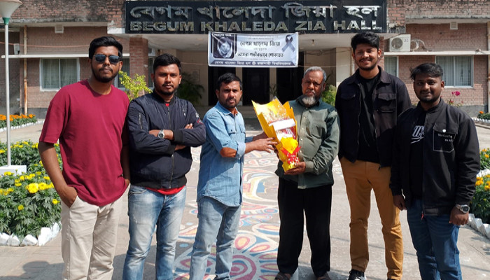 এমপি নির্বাচিত হওয়ায় রাবি শিক্ষার্থীদের শুভেচ্ছা জানালেন মিনু