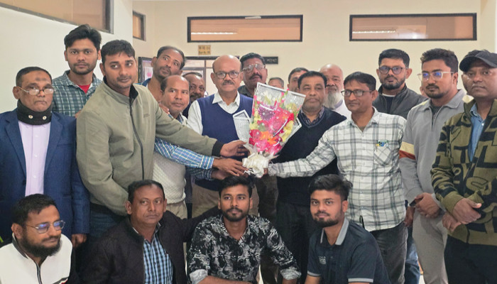 রাসিক কর্মচারী ইউনিয়নের নবনির্বাচিত কার্যনির্বাহী কমিটির সংবর্ধনা অনুষ্ঠিত