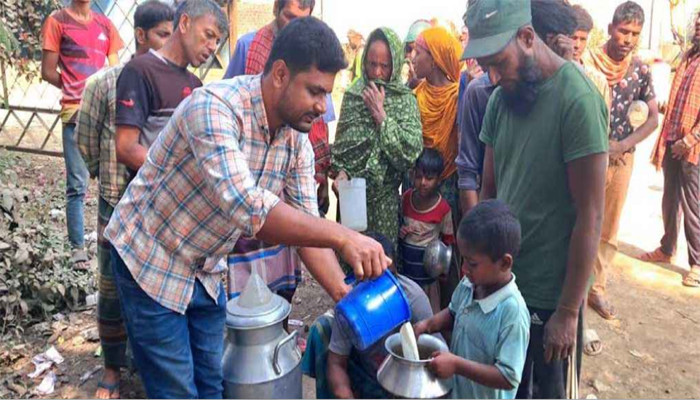 রমজানে প্রতি লিটার দুধ ১০ টাকা