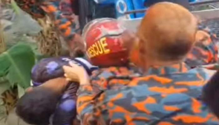 মোহনপুর সাঁকোয়াতে সড়ক দুর্ঘটনায় মৃত্যু ১