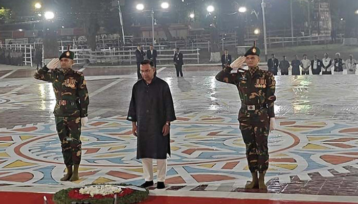 শহীদ দিবস ও আন্তর্জাতিক মাতৃভাষা দিবসে শহীদদের প্রতি রাষ্ট্রপতি ও প্রধানমন্ত্রীর শ্রদ্ধা