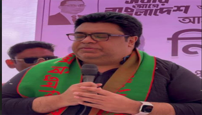 প্রবীণ নেতাকে সাহায্য করে প্রশংসায় ভাসছেন প্রধানমন্ত্রীর উপদেষ্টা আসাদ