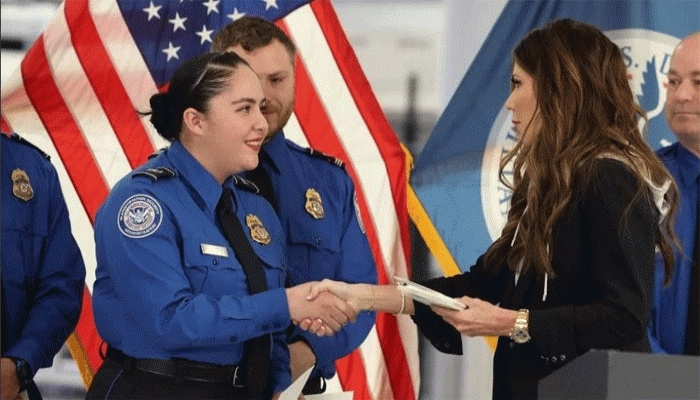 যুক্তরাষ্ট্রের বিমানবন্দরে এখনও চালু রয়েছে দ্রুত পারাপার কার্যক্রম