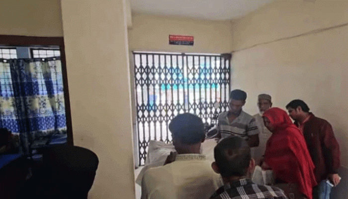 মুন্সিগঞ্জে ট্রেনের ধাক্কায় কৃষি কর্মকর্তা নিহত