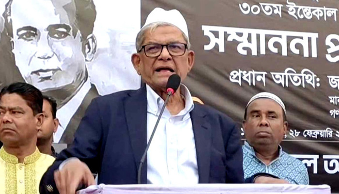 ঠাকুরগাঁওয়ে মির্জা ফখরুলের জোরালো বার্তা “একটি গোষ্ঠী নারীদের দূরে ঠেলে রাখতে চায়