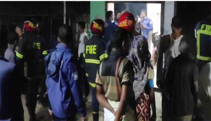 সাতক্ষীরায় বিএনপির অফিসে আগুন দিয়েছে দুর্বৃত্তরা