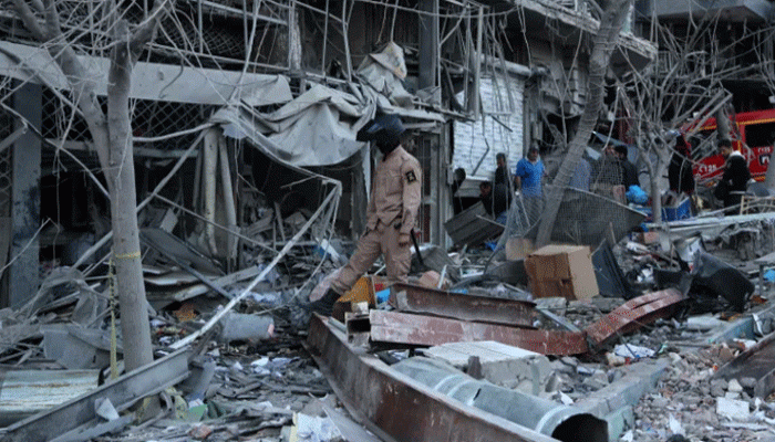 ইসরাইল ও যুক্তরাষ্ট্রের যৌথ হামলায় ইরানজুড়ে নিহতের সংখ্যা প্রায় ৮০০