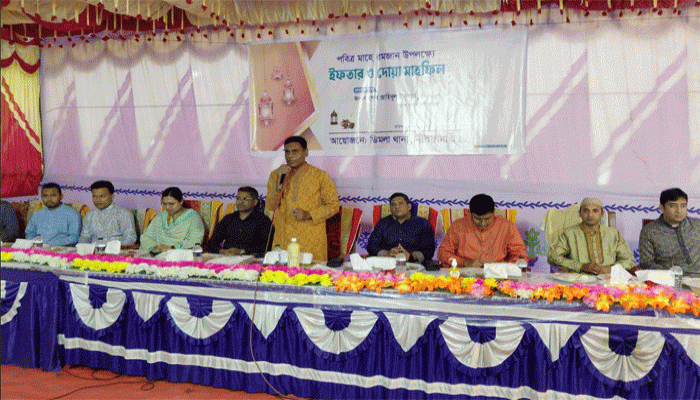 ডিমলা থানা পুলিশের উদ্যোগে পবিত্র মাহে রমজান উপলক্ষে ইফতার মাহফিল