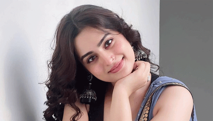 ‘প্রতি দিনই হুমকি পাই! অভ্যস্ত হয়ে গিয়েছি’: আয়েশা খান