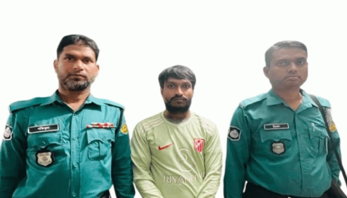 নগরীতে এসকাফ কফ সিরাপ নহ মাদক কারবারী গ্রেফতার