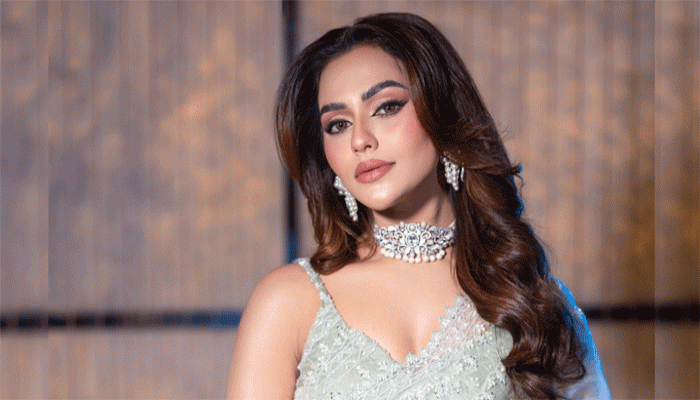 নারী দিবসে এক সাহসী ও প্রতিবাদী বার্তা দিয়েছেন নুসরাত