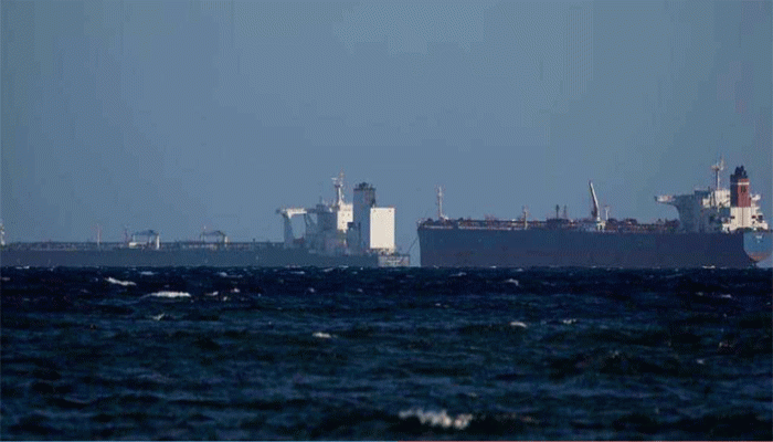 মধ্যপ্রাচ্য থেকে ‘এক লিটার তেলও’ রপ্তানি করতে দেবে না ইরান