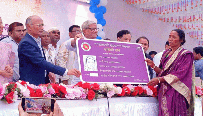 তারেক রহমান ফ্যামিলি কার্ডের মাধ্যমে সমস্ত বাংলাদেশকে ক্ষমতায়িত করতে চায়: ঠাকুরগাঁওয়ে স্থানীয় সরকার মন্ত্রী