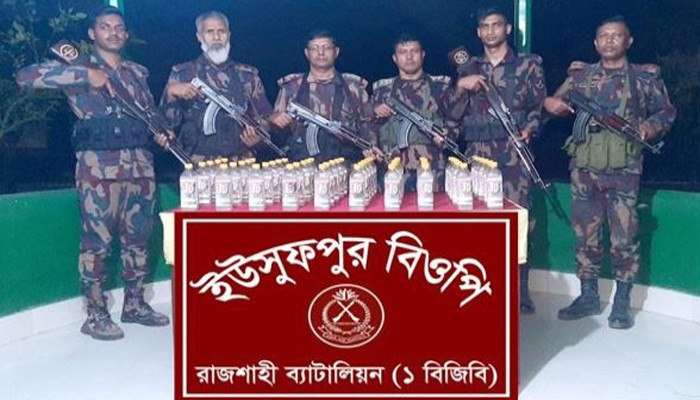 ​রাজশাহীর সীমান্তে ভারতীয় মদ ও যৌন উত্তেজক ট্যাবলেট জব্দ