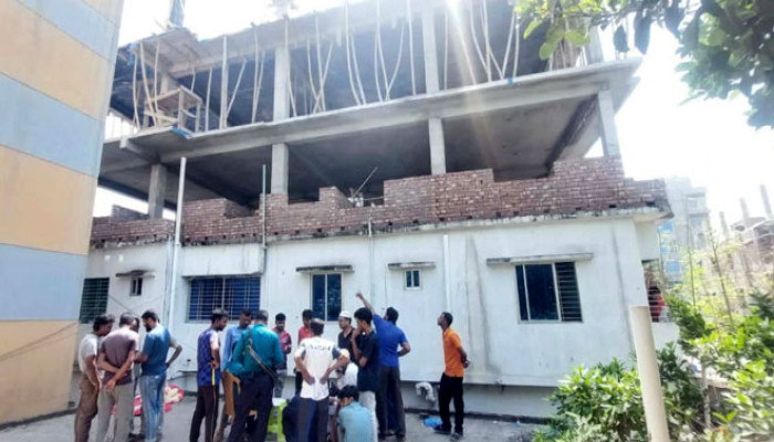 রাজশাহীতে নির্মাণাধীন ভবন থেকে পড়ে শ্রমিক নিহত