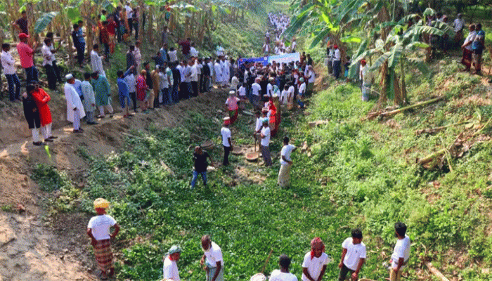 বিএডিসির খনন করা খাল আবারও খনন করছে পানি উন্নয়ন বোর্ড