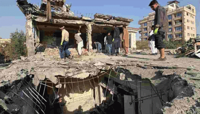 কাবুলের হাসপাতালে পাক হামলায় ৪০০ জনের মৃত্যু