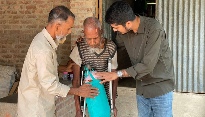 পুঠিয়ায় সড়কে শৃঙ্খলা ফেরাতে অভিযান