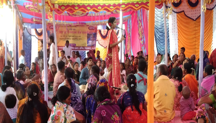 নিয়ামতপুরে ঐতিহ্যবাহী বারুণী মেলা অনুষ্ঠিত