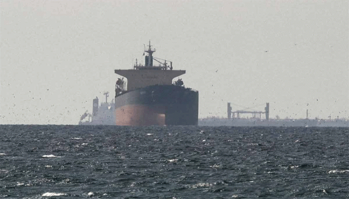 মার্কিন-ইজরায়েলি জাহাজ বাদে অন্যেরা হরমুজ দিয়ে যাতায়াত করতে পারবে, তবে মানতে হবে শর্ত!