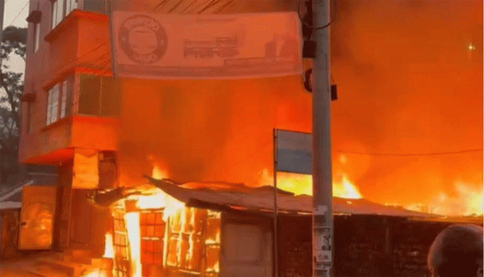 কোম্পানীগঞ্জে আগুনে পুড়ল ৪ দোকান