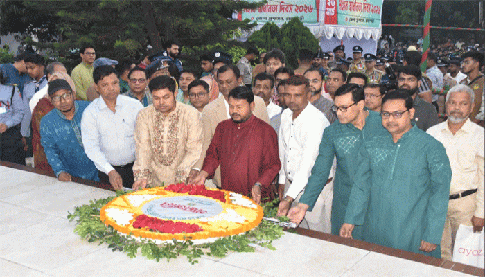 রাজশাহী সিটি কর্পোরেশন কর্তৃক যথাযোগ্য মর্যাদায় মহান স্বাধীনতা ও জাতীয় দিবস উদযাপন