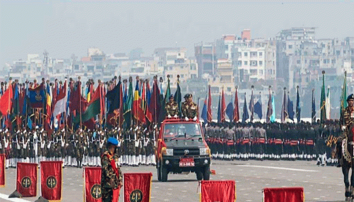 দেড় যুগ পর স্বাধীনতা দিবসে মনোমুগ্ধকর কুচকাওয়াজ