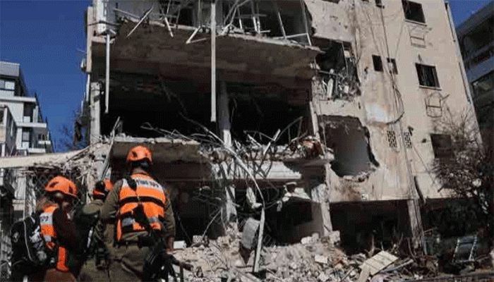 ইসরায়েলের সেনা সদর দপ্তরে ক্ষেপণাস্ত্র হামলার দাবি হিজবুল্লাহর