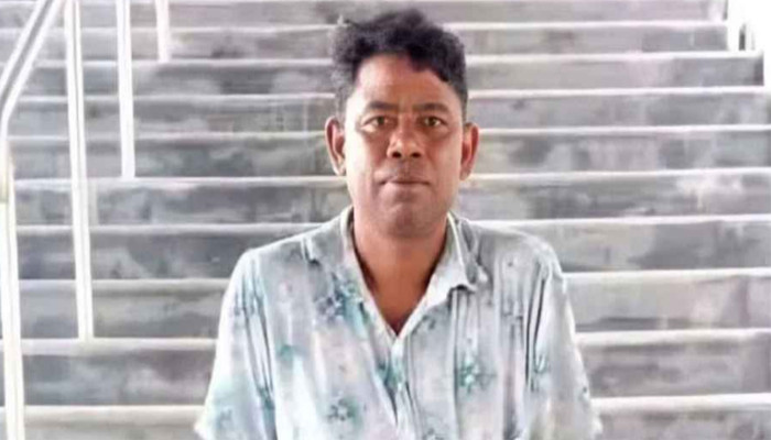 মোহনপুরে কৃষক লীগ নেতাকে কুপিয়ে হত্যার অভিযোগ