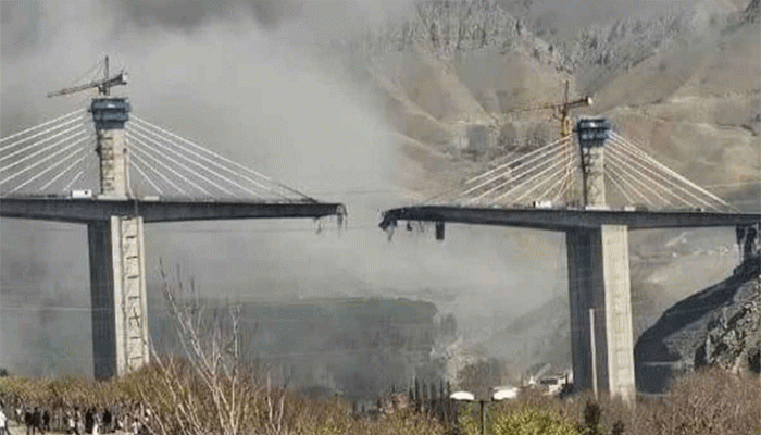 শত্রুপক্ষের হামলায় ভেঙে গেল ইরানের সবচেয়ে উঁচু সেতু