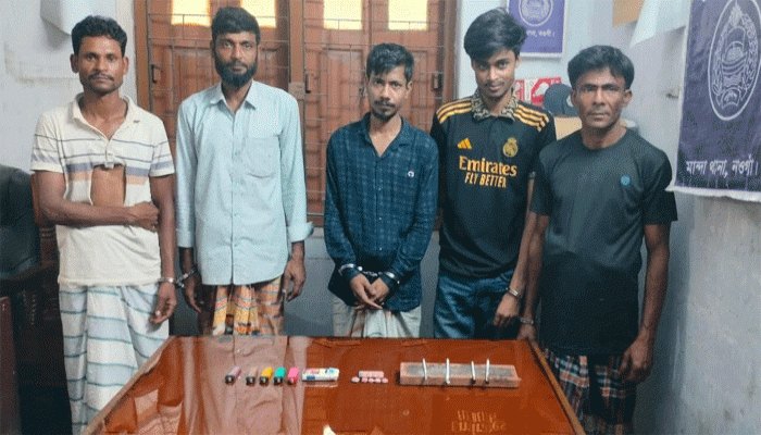 মান্দায় টাপেন্টাডল ট্যাবলেটসহ গ্রেফতার পাঁচ