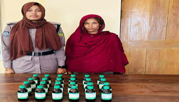 রাজশাহী নগরীতে নারী মাদক ব্যবসায়ী গ্রেপ্তার