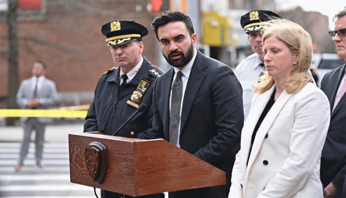 নিউ ইয়র্কে অপরাধীর বদলে বন্দুককে দায়ী করায় সমালোচনার মুখে মামদানি