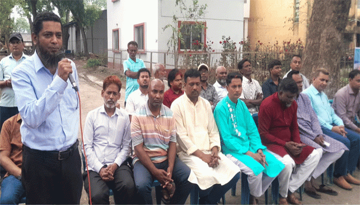লালপুরে নর্থ বেঙ্গল সুগার মিলে শ্রমিকদের ফটক সভা