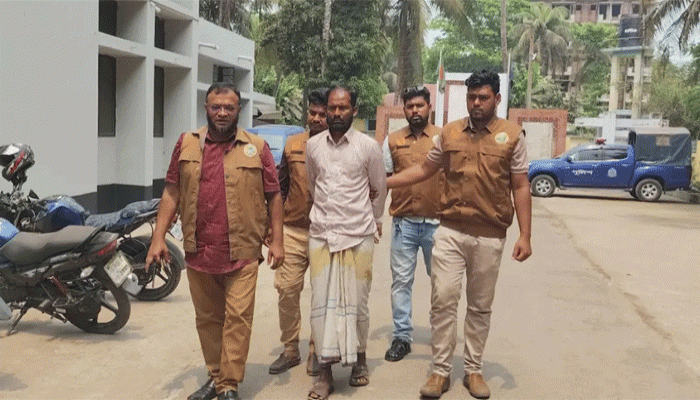 মেয়েকে ধর্ষণের পর অন্তঃসত্ত্বা এরপর গর্ভপাত, বাবা গ্রেপ্তার