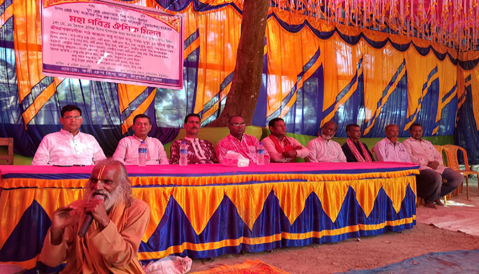 রাণীশংকৈলে বিশ্ব জাকের মঞ্জিলের হিন্দু ভক্তদের মিলন মেলা