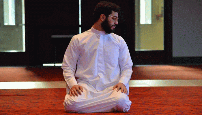 নামাজে নিয়মিত হওয়ার ৩ উপায়