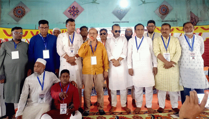 সন্ত্রাসী চাঁদাবাজী-ধান্দাবাজী করলে দলে জায়গা হবেনা: এমপি রেজাউল ইসলাম রেজু