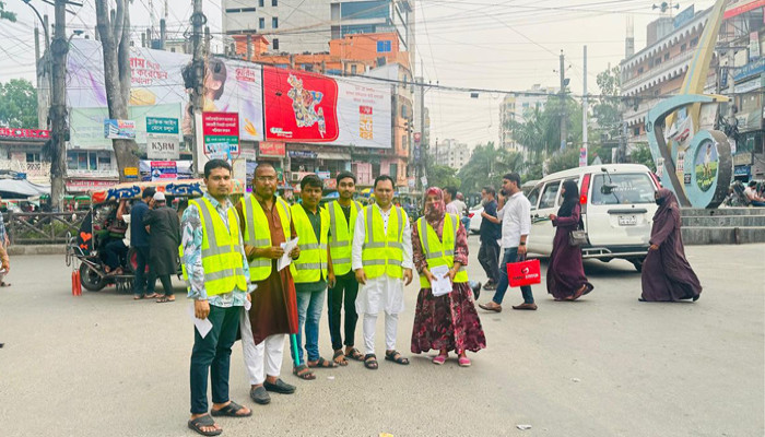 রাজশাহীতে নিসচার ট্রাফিক ক্যাম্পেইন, সড়ক নিরাপত্তায় সচেতনতা বৃদ্ধির উদ্যোগ