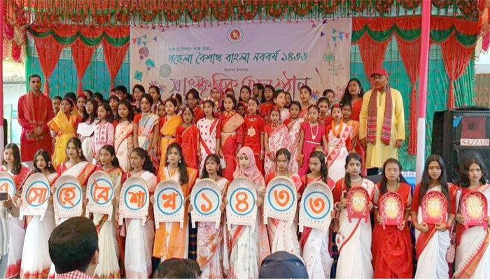ফুলবাড়ীতে ব্যাপক আয়োজনের মধ্য দিয়ে বাংলা পহেলা বৈশাখ নববর্ষ উদযাপন