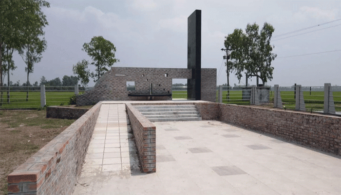 ফুলবাড়ীর আঁখিরা গণহত্যা দিবস : “হত্যা করা হয় শতাধিক বাঙালি হিন্দু পরিবারের দেড় শতাধিক নারী-পুরুষ, যুবক-যুবতিসহ শিশু-কিশোরকে”