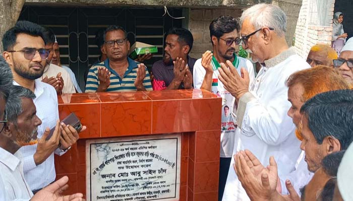 কাজে কোন ধরণের অনিয়ম অসংগতি বরদাস্ত  করা হবে না-সংসদ সদস্য আবু সাইদ চাদঁ