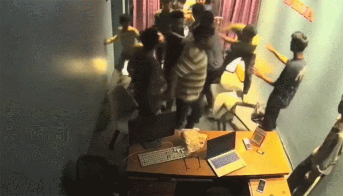 ৩০ লাখ টাকা চাঁদা না দেওয়ায় ব্যবসাপ্রতিষ্ঠানে হামলা ও লুটপাটের অভিযোগ