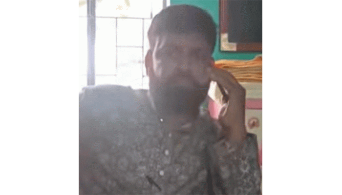 টাকা ফেরত দিয়ে ঘটনা ধামাচাপা দেবার চেস্টায় মরিয়া প্রধান শিক্ষক আমিরুল