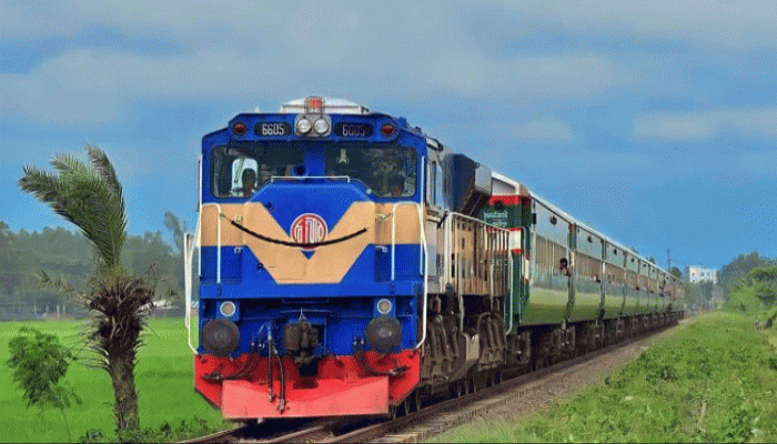 চারঘাটে ট্রেনে কাটা পড়ে নারী ও যুবকের মৃত্যু