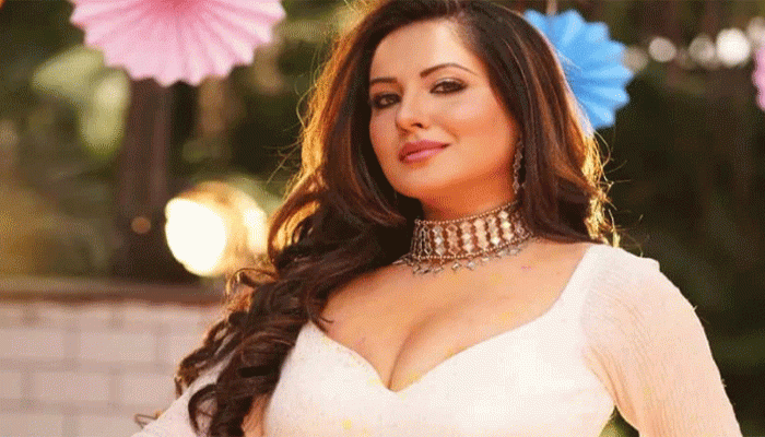 দ্বিতীয়বার মা হতে চলেছেন অভিনেত্রী পূজা