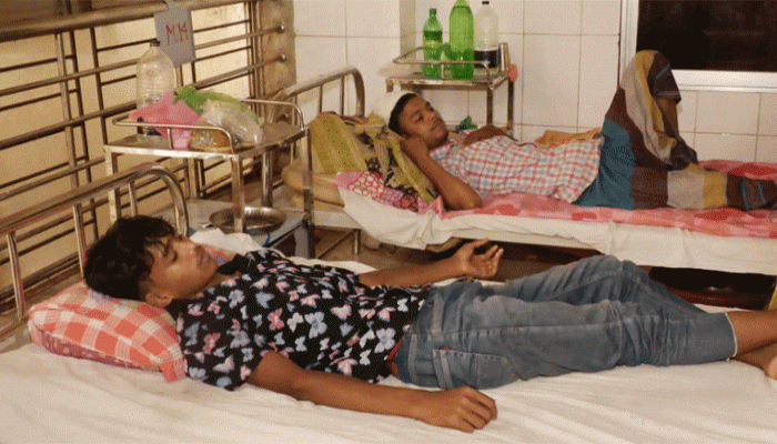 মাদারীপুরে পাওনা টাকা চাওয়ার জেরে দুপক্ষের সংঘর্ষে আহত ৮